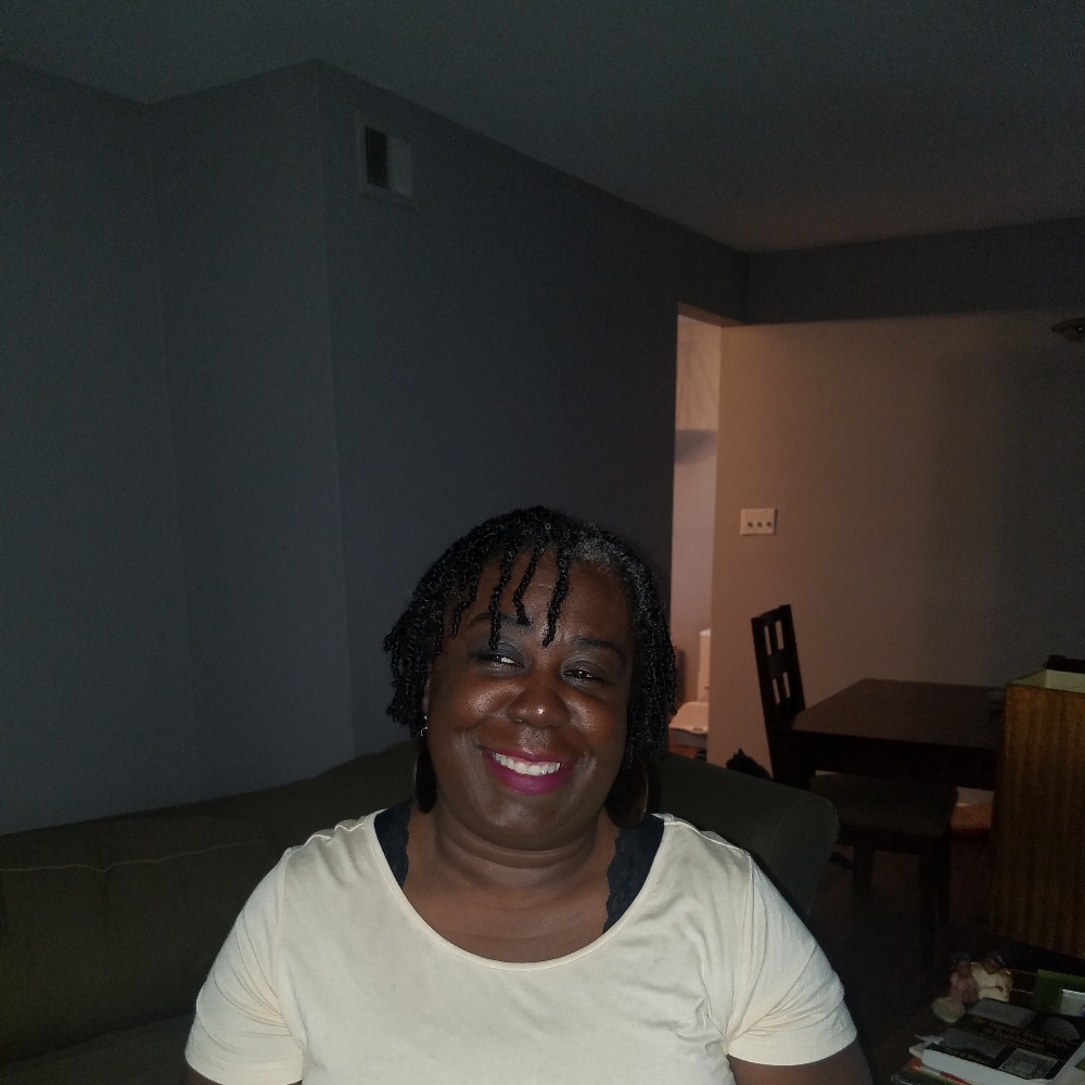 Meet your Posher, Loretta